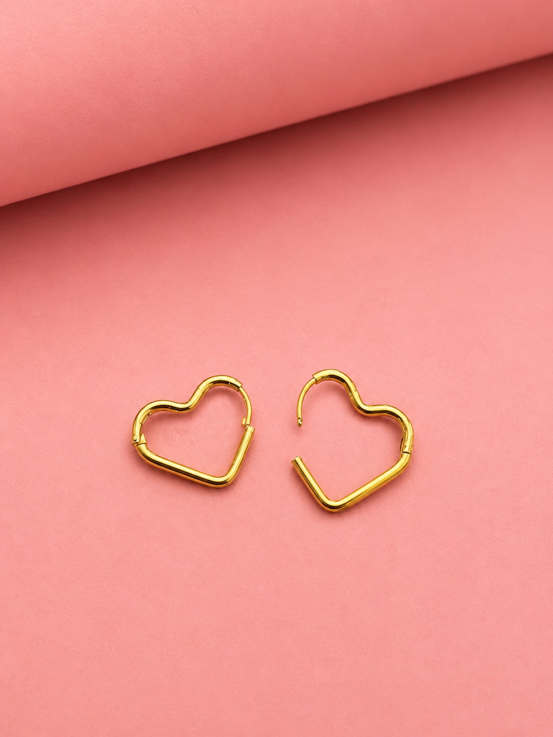 Orecchini Cuore Hoop in acciaio oro